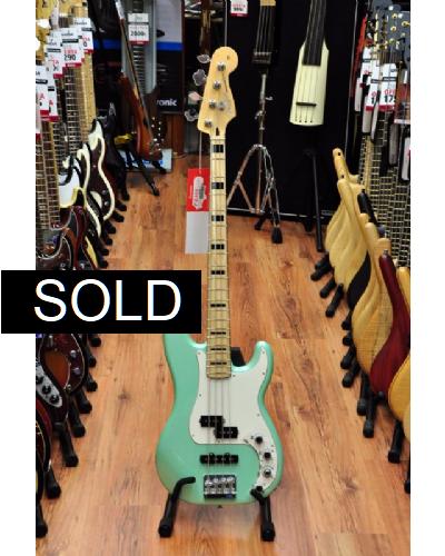 Fender Precision Special Deluxe Sea Foam Green